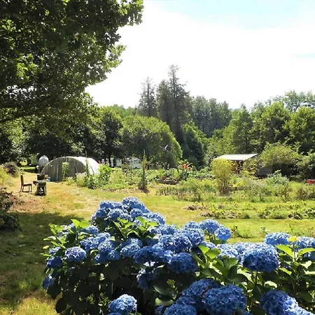 Bretonne Au Coeur D'un Grand Domaine 아파트
